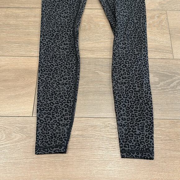 CRZ YOGA Gray Black Leopard Cheetah Print Naked Feeling Active‎ Leggings Size XS - Picture 5 of 11